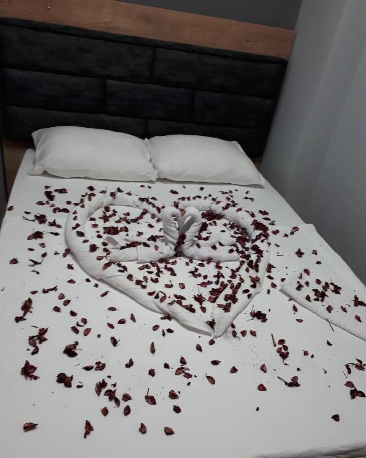 Esas Pansiyon غِمليك المظهر الخارجي الصورة